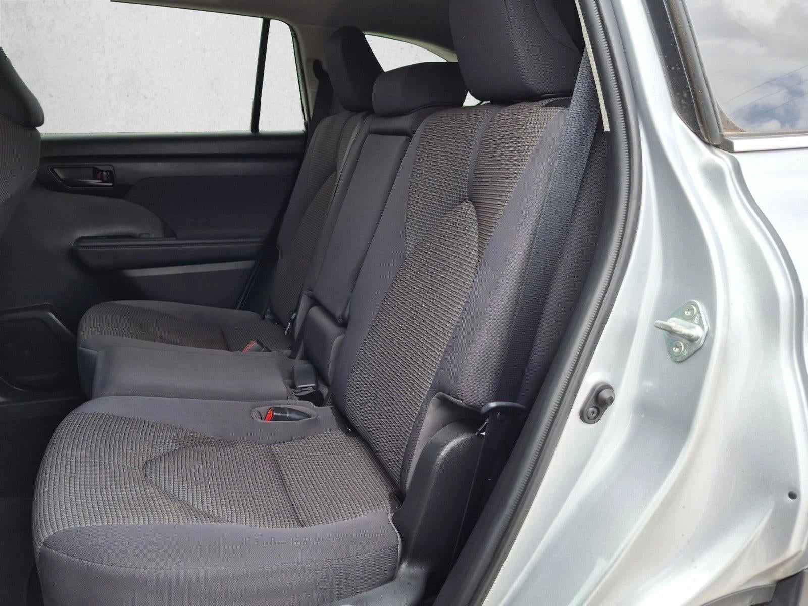 2020 Toyota Highlander LE FWD (GS)