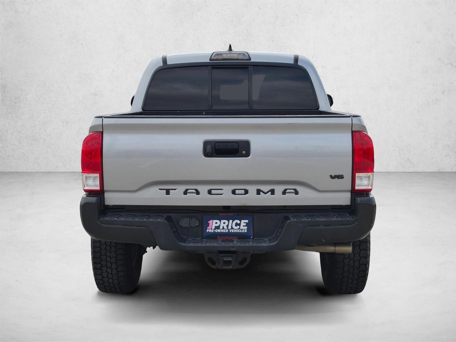 2017 Toyota Tacoma SR5 Double Cab 5' Bed V6 4x2 AT (GS)