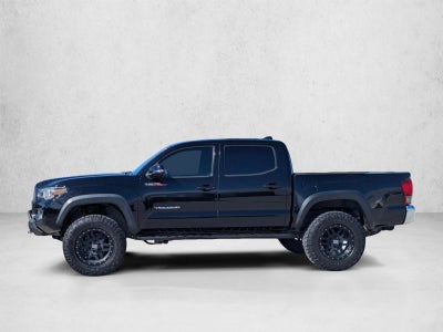 2017 Toyota Tacoma TRD Off Road Double Cab 5' Bed V6 4x4 AT (Natl)