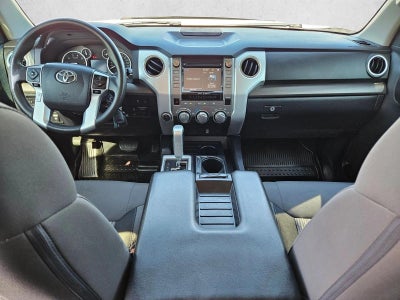 2017 Toyota Tundra 4WD 4WD SR5 CrewMax 5.5' Bed 5.7L FFV (SE)