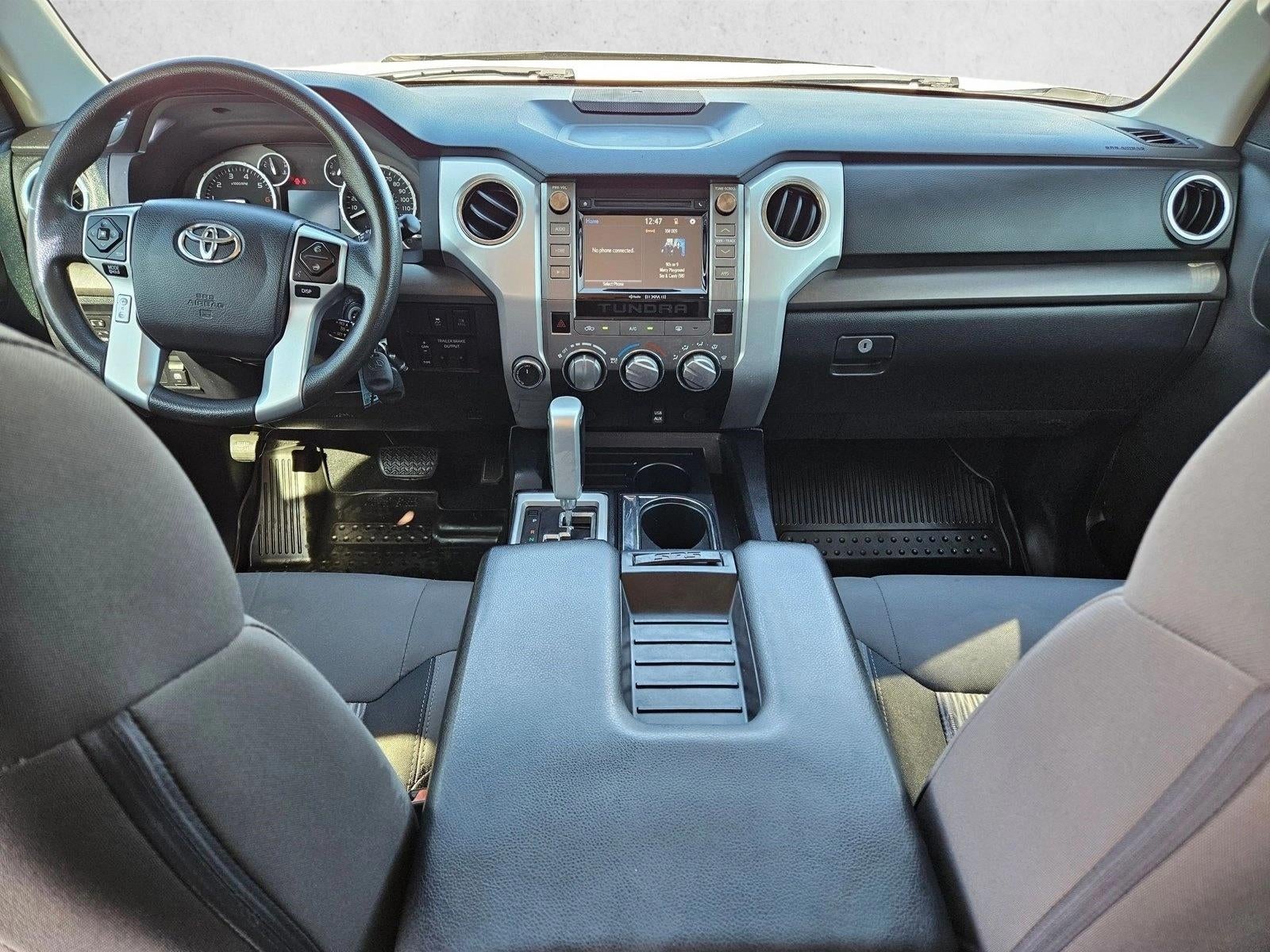 2017 Toyota Tundra 4WD 4WD SR5 CrewMax 5.5' Bed 5.7L FFV (SE)