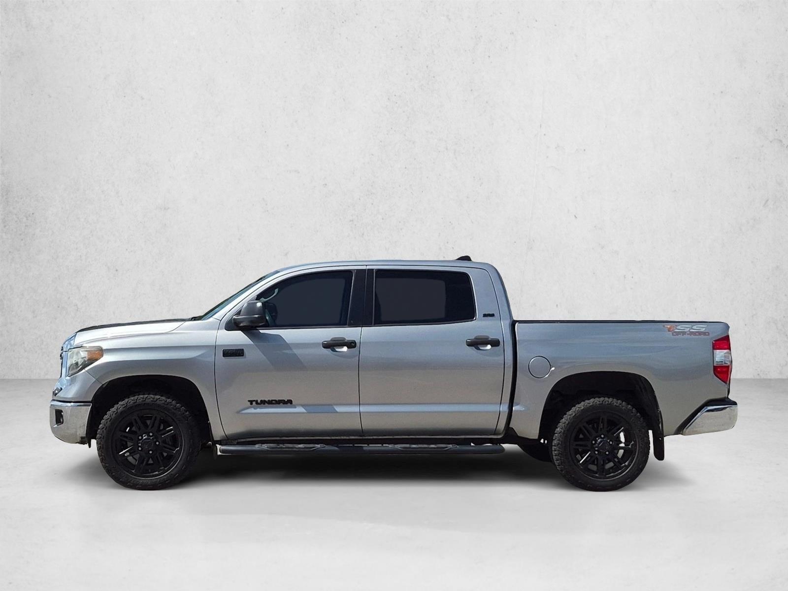 2020 Toyota Tundra 4WD 4WD SR5 CrewMax 5.5' Bed 5.7L (SE)