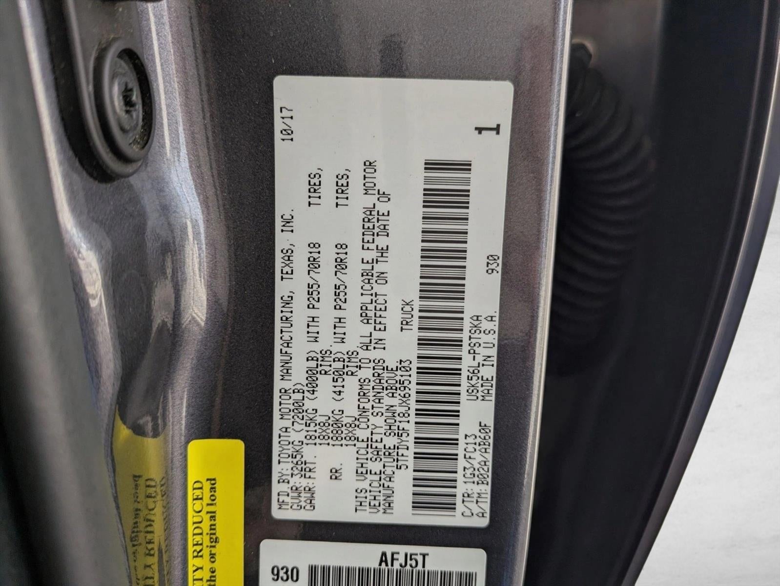 2018 Toyota Tundra 4WD 4WD SR5 CrewMax 5.5' Bed 5.7L (SE)