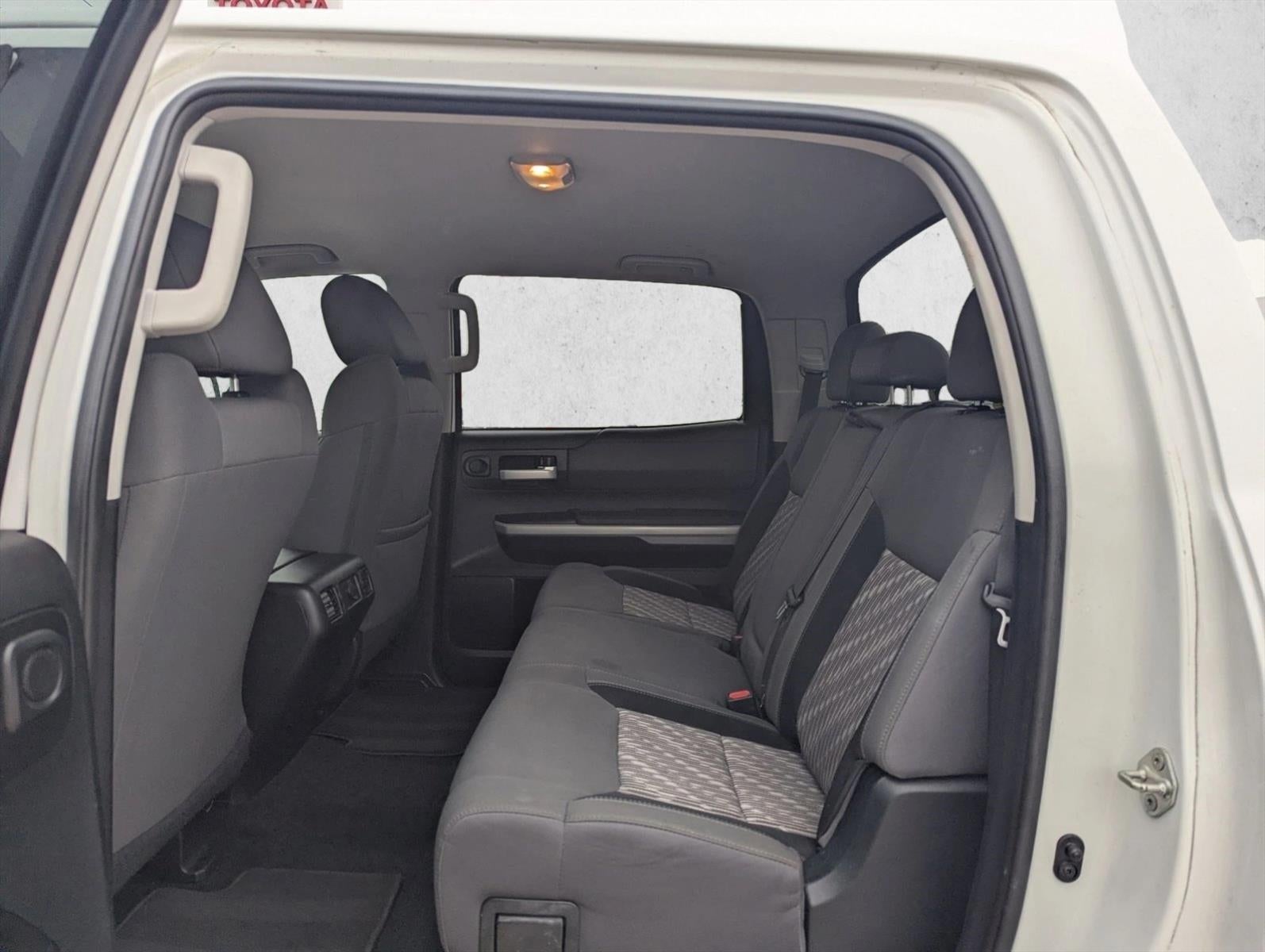 2018 Toyota Tundra 2WD 2WD SR5 CrewMax 5.5' Bed 5.7L (SE)