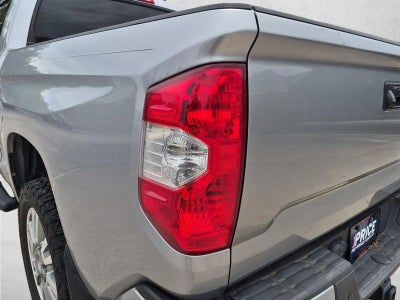 2017 Toyota Tundra 2WD 2WD Platinum CrewMax 5.5' Bed 5.7L FFV (SE)