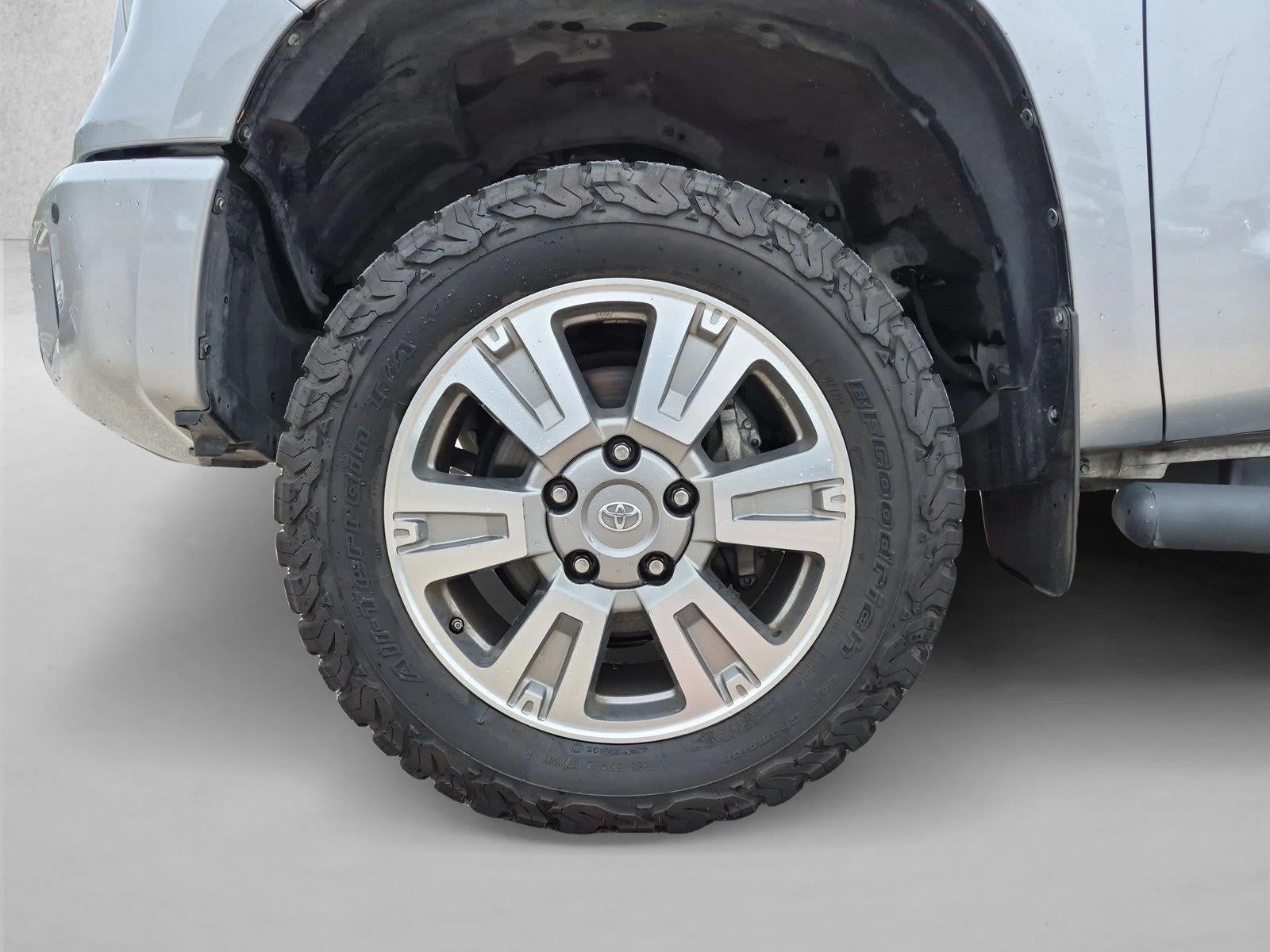 2017 Toyota Tundra 2WD 2WD Platinum CrewMax 5.5' Bed 5.7L FFV (SE)