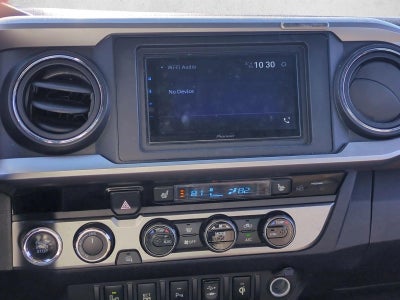 2017 Toyota Tacoma Limited Double Cab 5' Bed V6 4x4 AT (Natl)