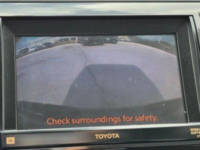 2013 Toyota Tundra 4WD Truck 4WD CrewMax Short Bed 5.7L FFV Platinum (Natl)