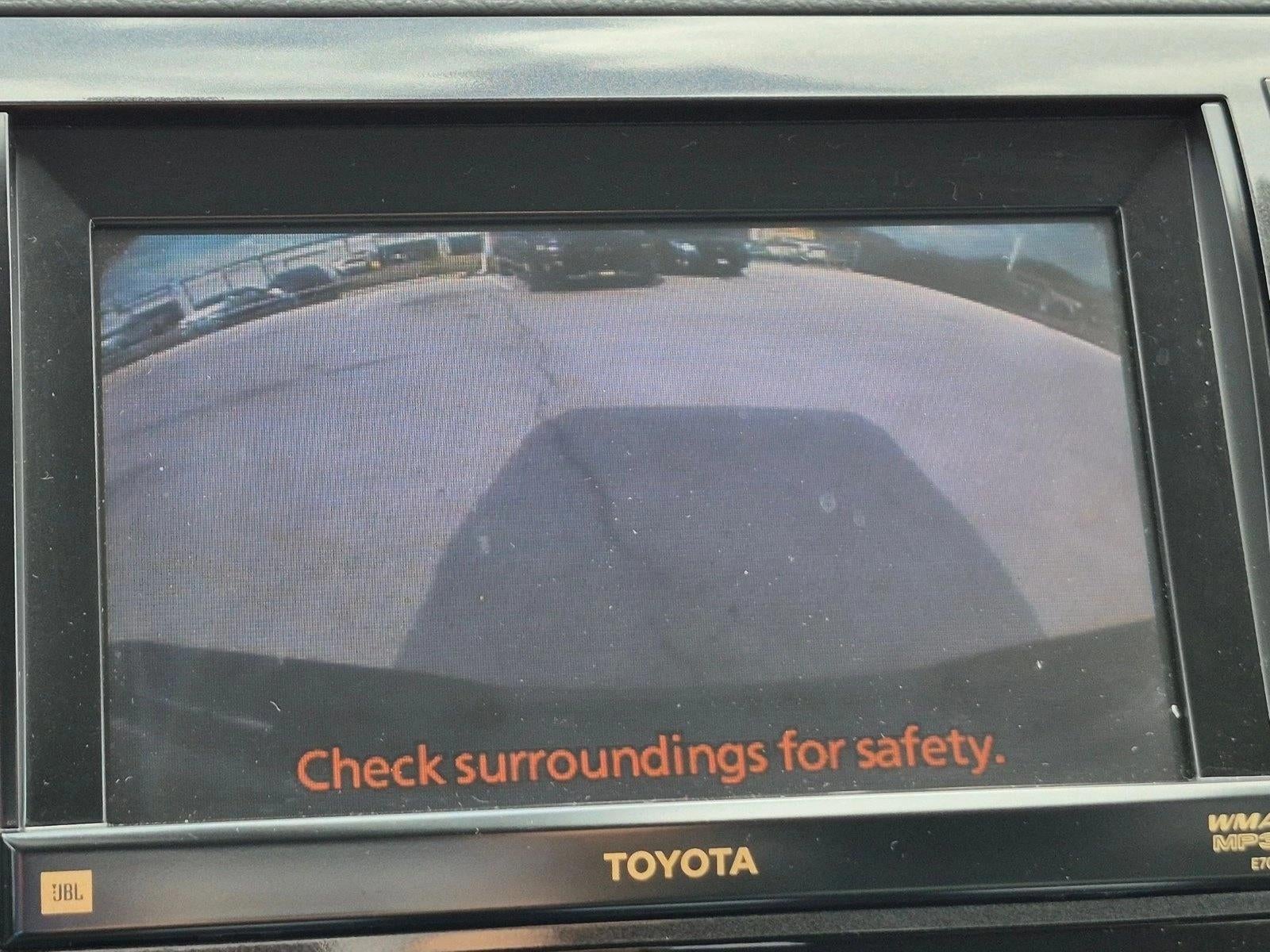 2013 Toyota Tundra 4WD Truck 4WD CrewMax Short Bed 5.7L FFV Platinum (Natl)