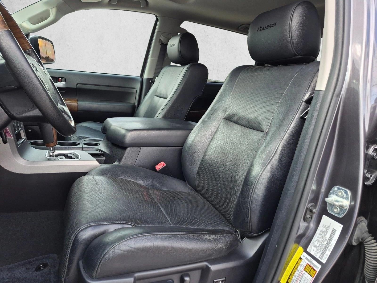 2013 Toyota Tundra 4WD Truck 4WD CrewMax Short Bed 5.7L FFV Platinum (Natl)
