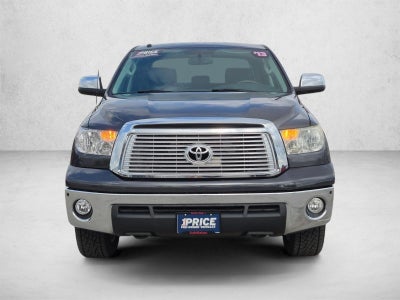 2013 Toyota Tundra 4WD Truck 4WD CrewMax Short Bed 5.7L FFV Platinum (Natl)