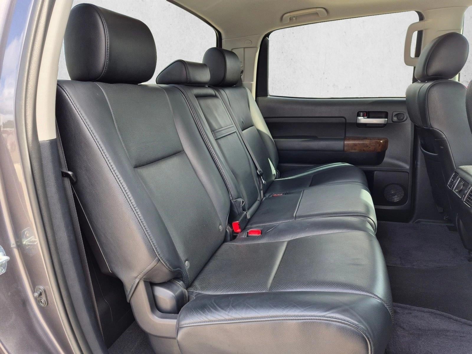2013 Toyota Tundra 4WD Truck 4WD CrewMax Short Bed 5.7L FFV Platinum (Natl)