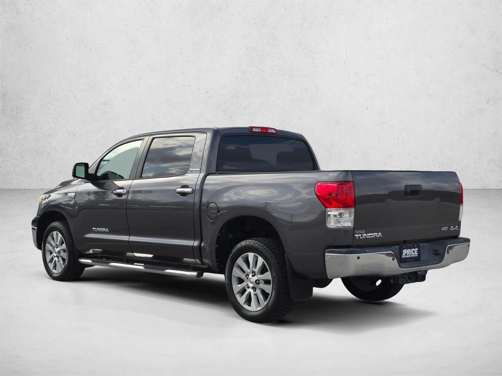 2013 Toyota Tundra 4WD Truck 4WD CrewMax Short Bed 5.7L FFV Platinum (Natl)