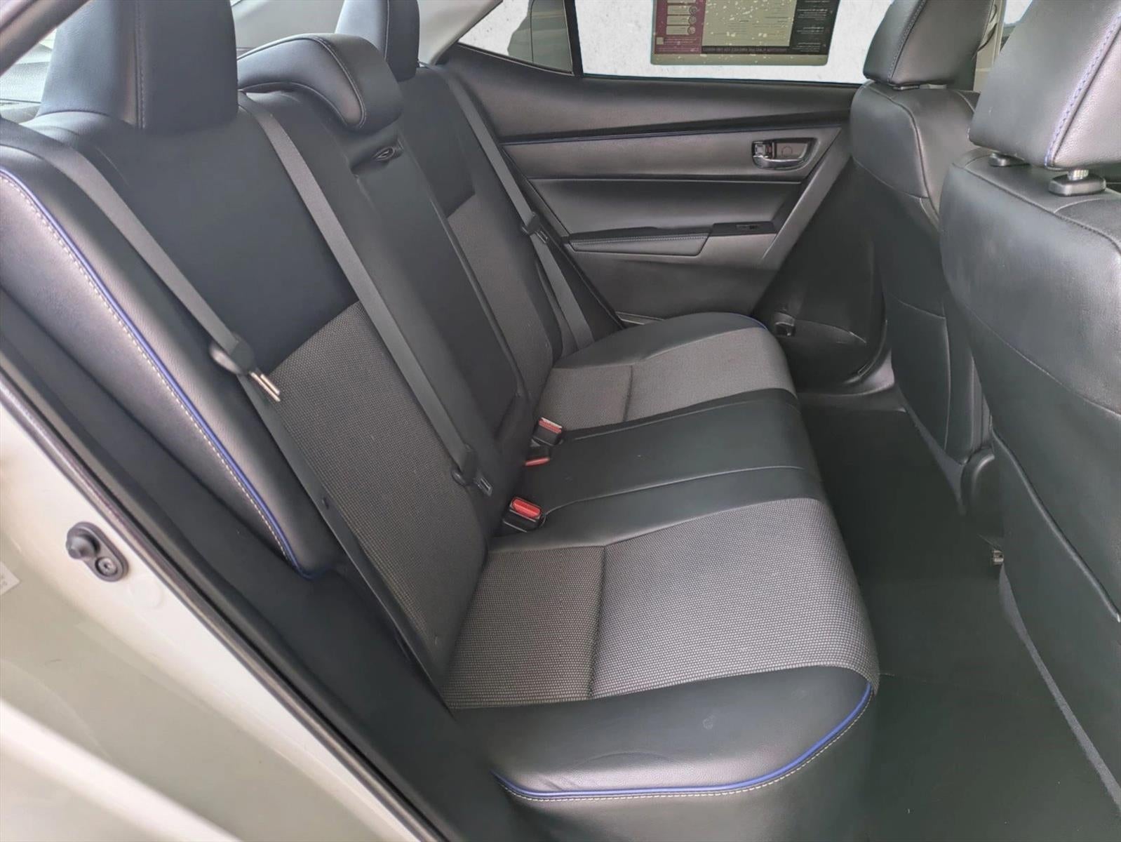 2017 Toyota Corolla SE CVT (Natl)