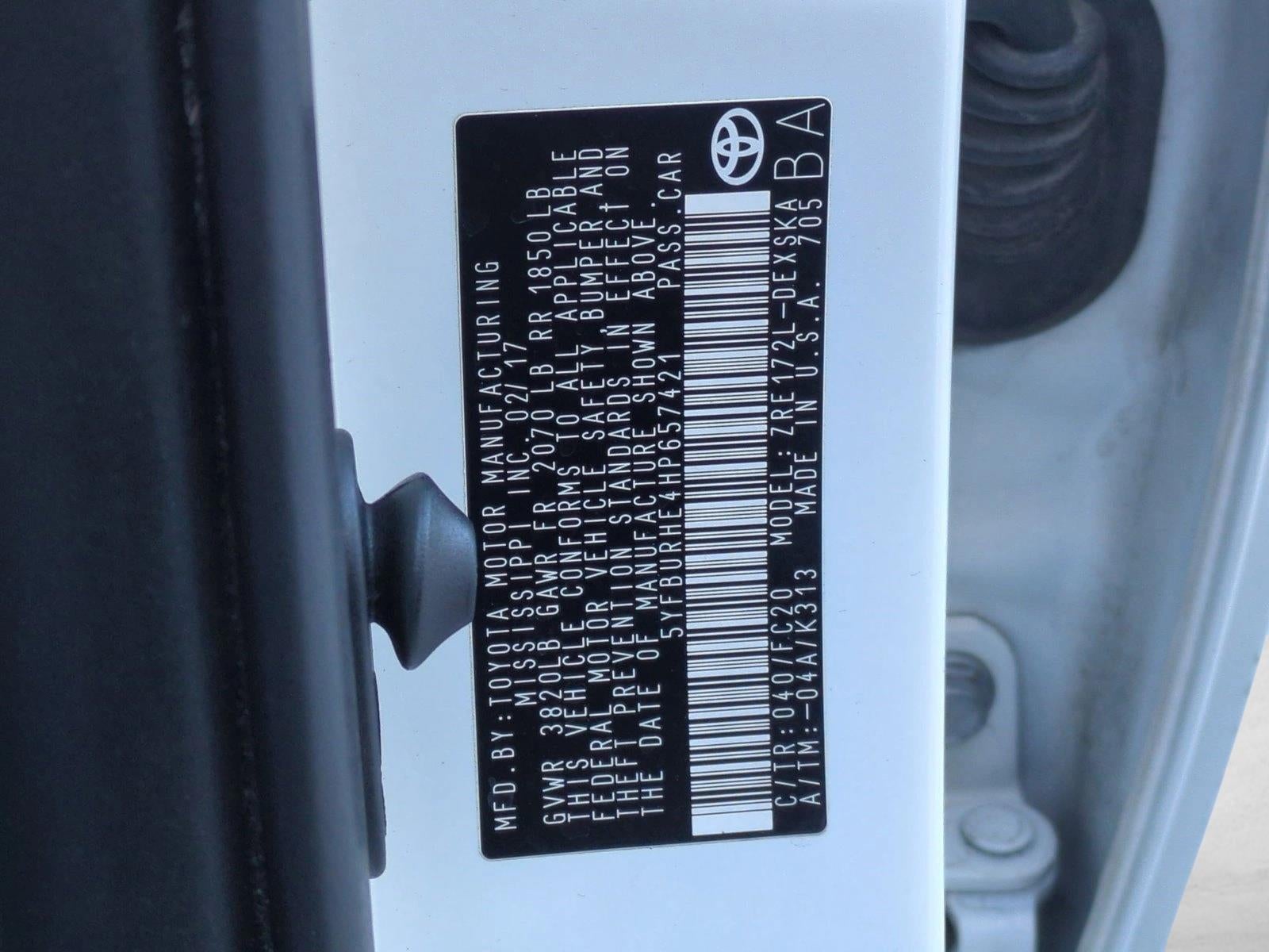 2017 Toyota Corolla SE CVT (Natl)