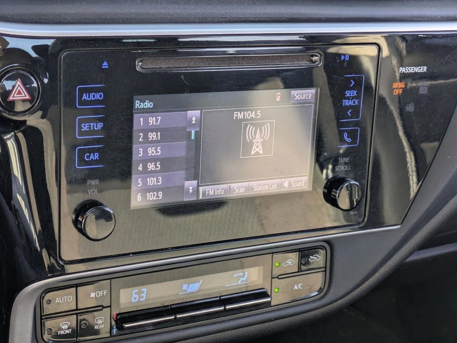 2017 Toyota Corolla LE CVT (Natl)