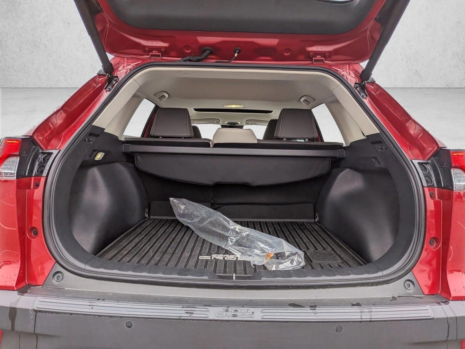 2024 Toyota Corolla Cross XLE 4WD (Natl)