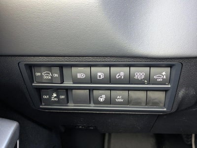 2025 Toyota Sequoia Platinum 4WD (Natl)