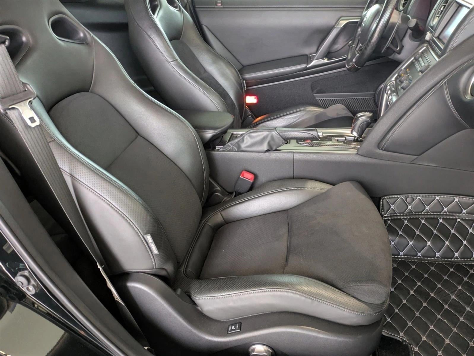 2009 Nissan GT-R 2dr Cpe Premium