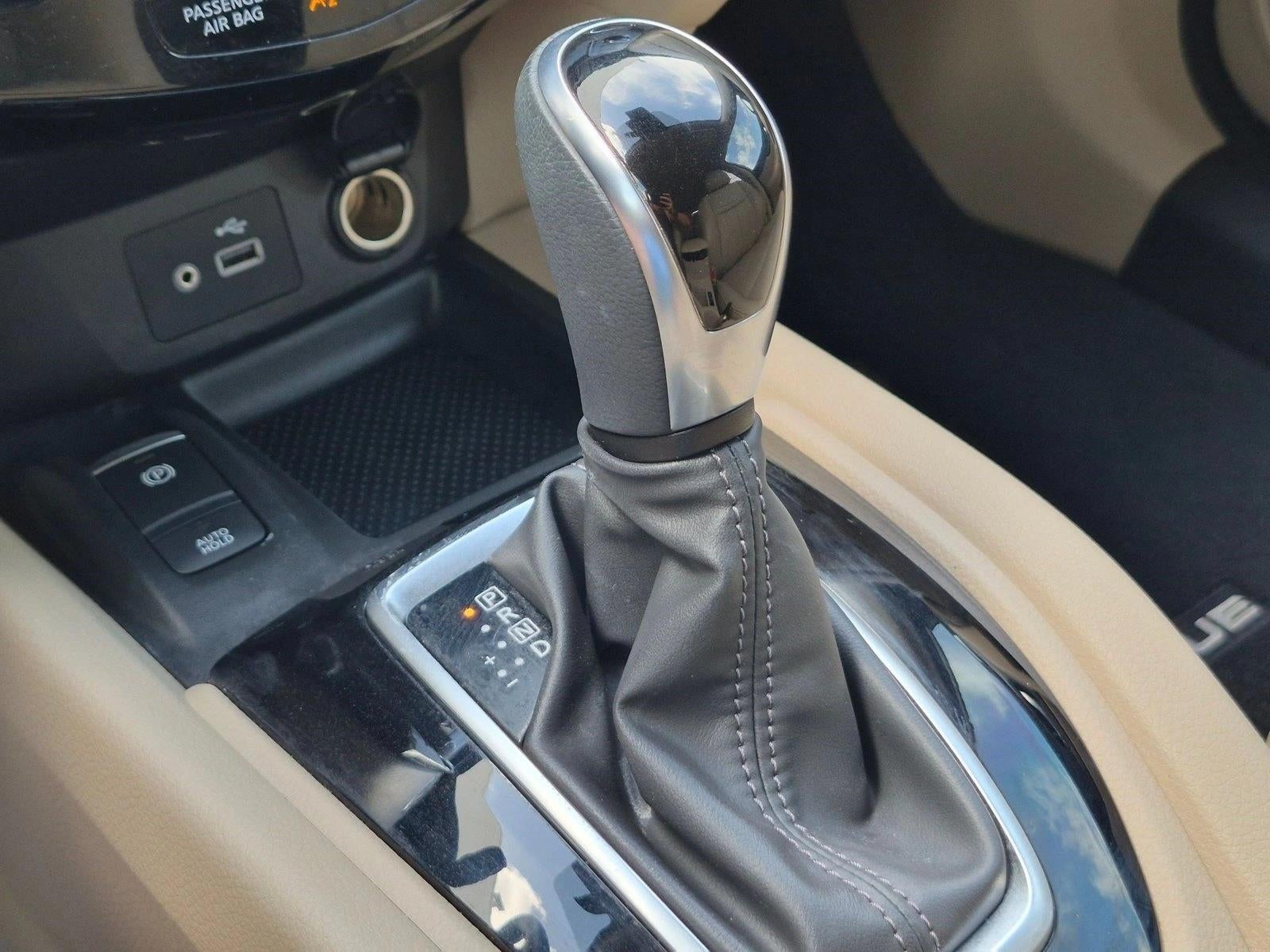 2019 Nissan Rogue FWD SV
