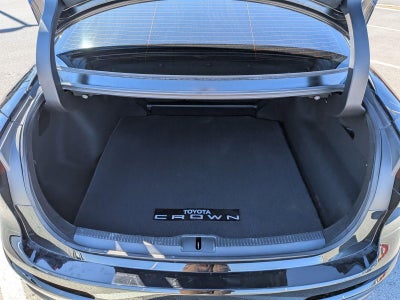 2023 Toyota Crown XLE AWD (Natl)