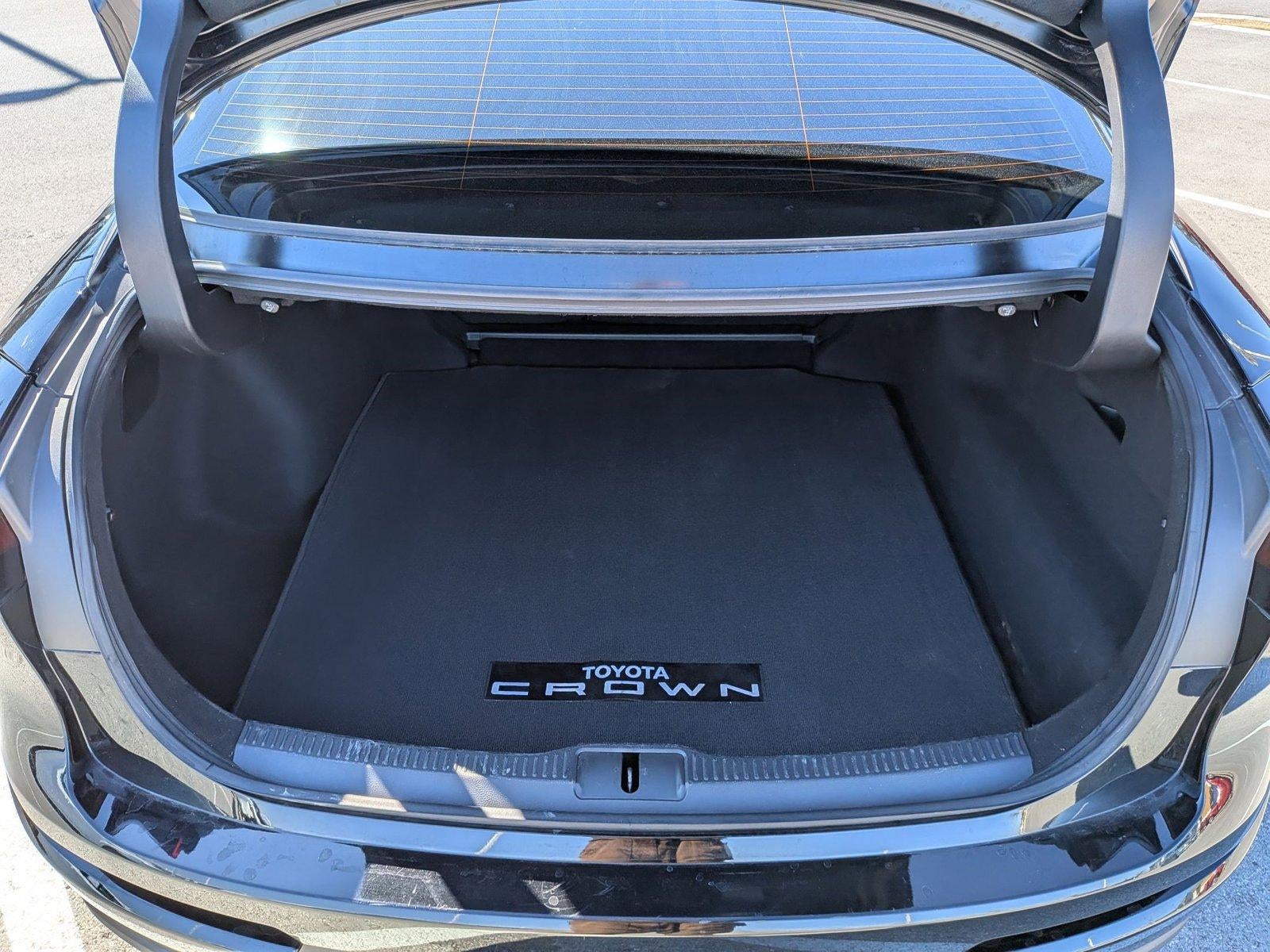 2023 Toyota Crown XLE AWD (Natl)