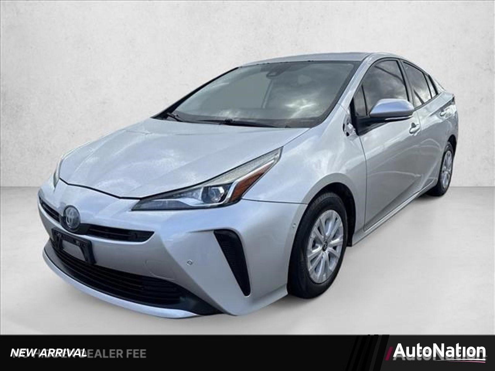 2021 Toyota Prius LE (Natl)