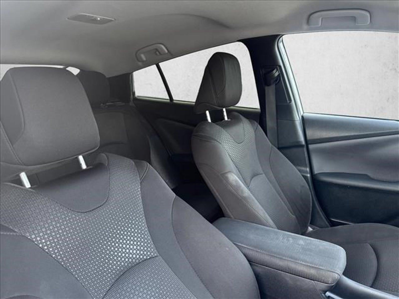 2021 Toyota Prius LE (Natl)