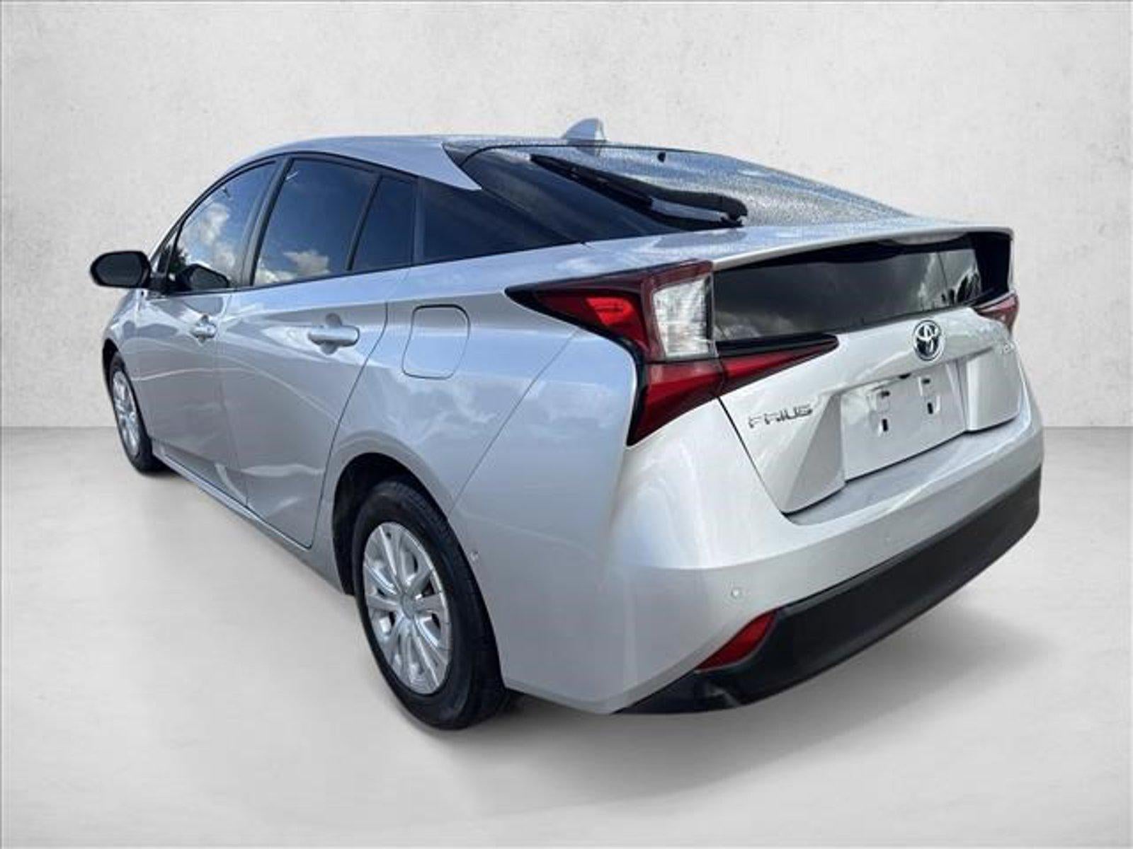 2021 Toyota Prius LE (Natl)