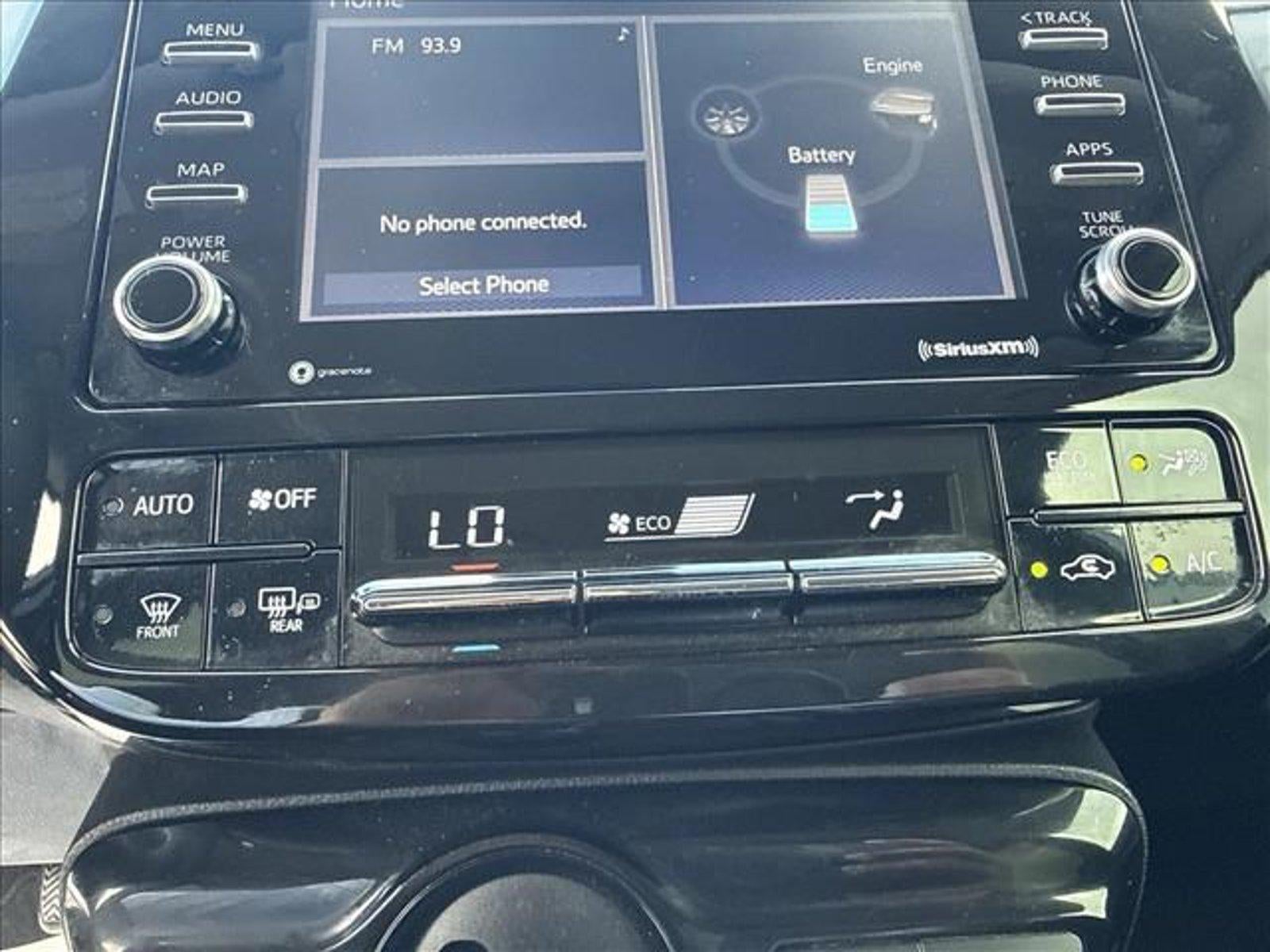 2021 Toyota Prius LE (Natl)