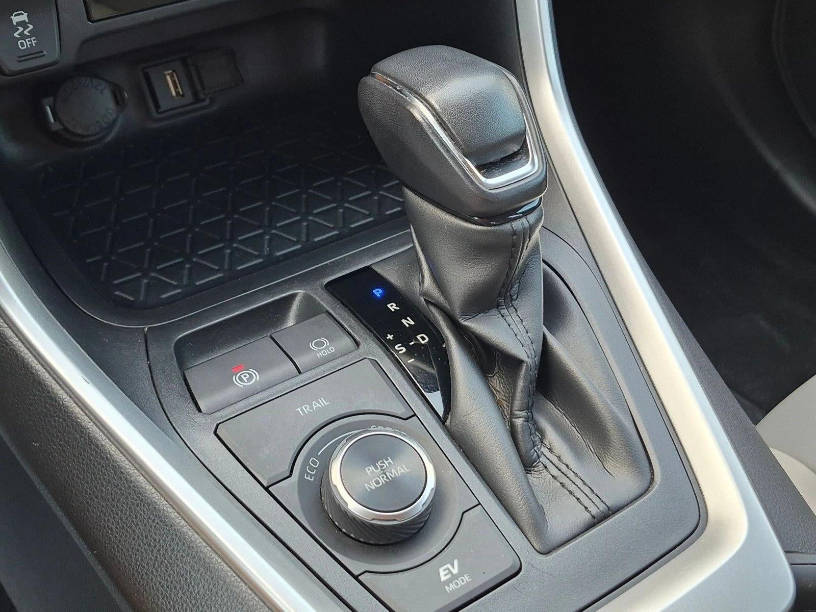 2022 Toyota RAV4 Hybrid XLE Premium AWD (Natl)