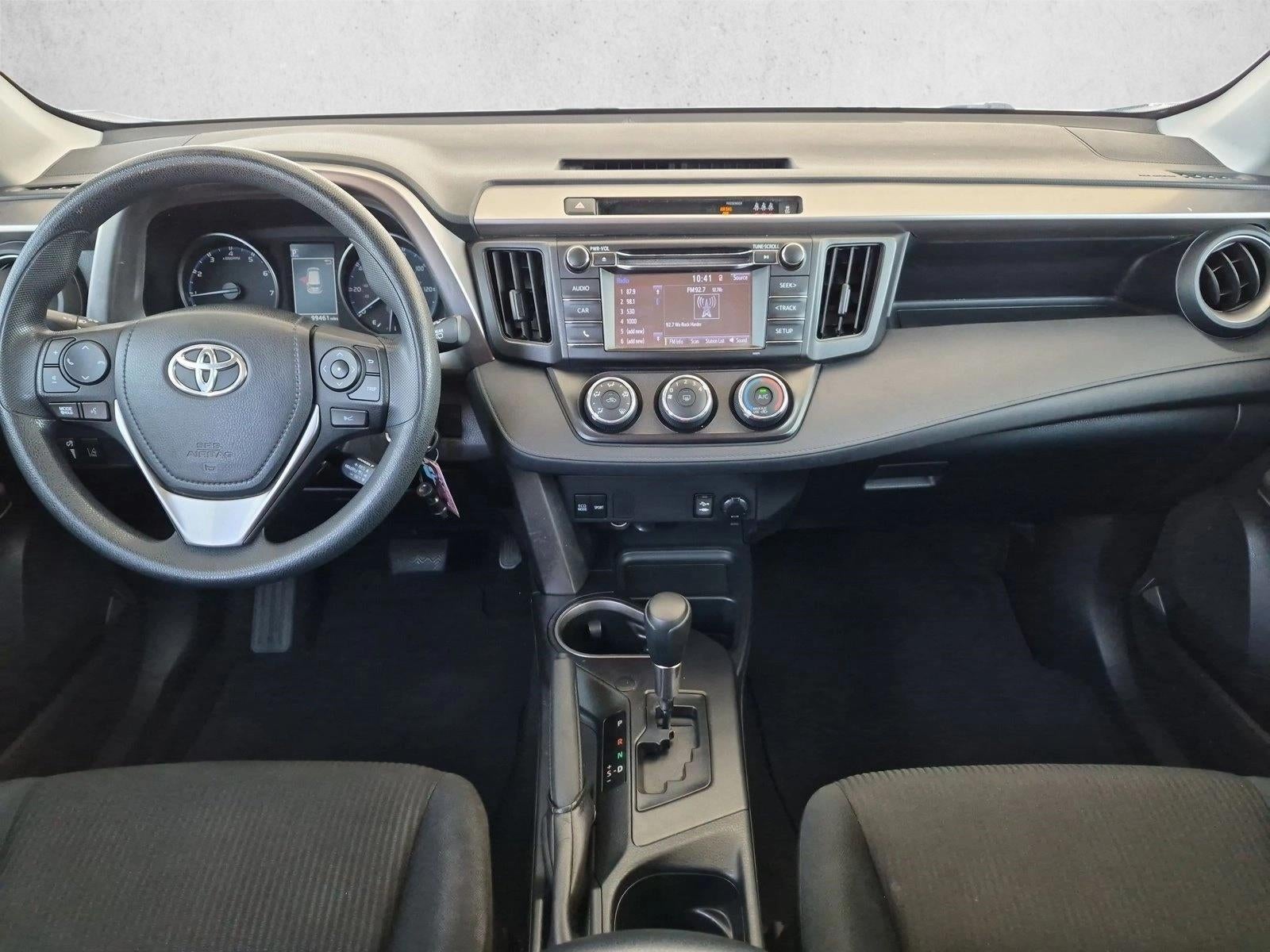 2018 Toyota RAV4 LE FWD (GS)