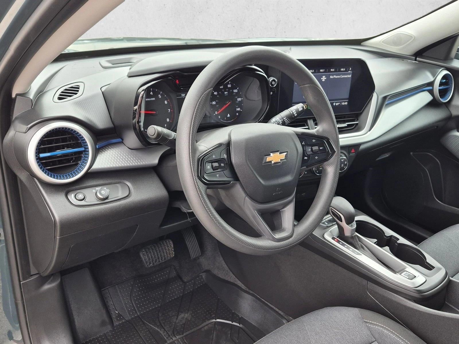 2025 Chevrolet Trax FWD 4dr LS