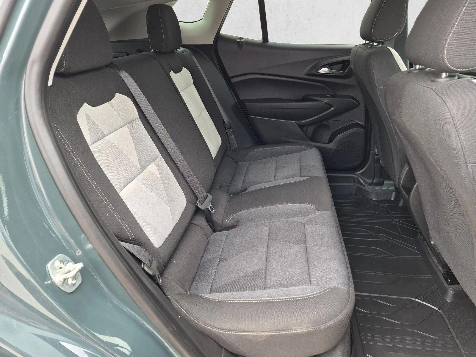 2025 Chevrolet Trax FWD 4dr LS