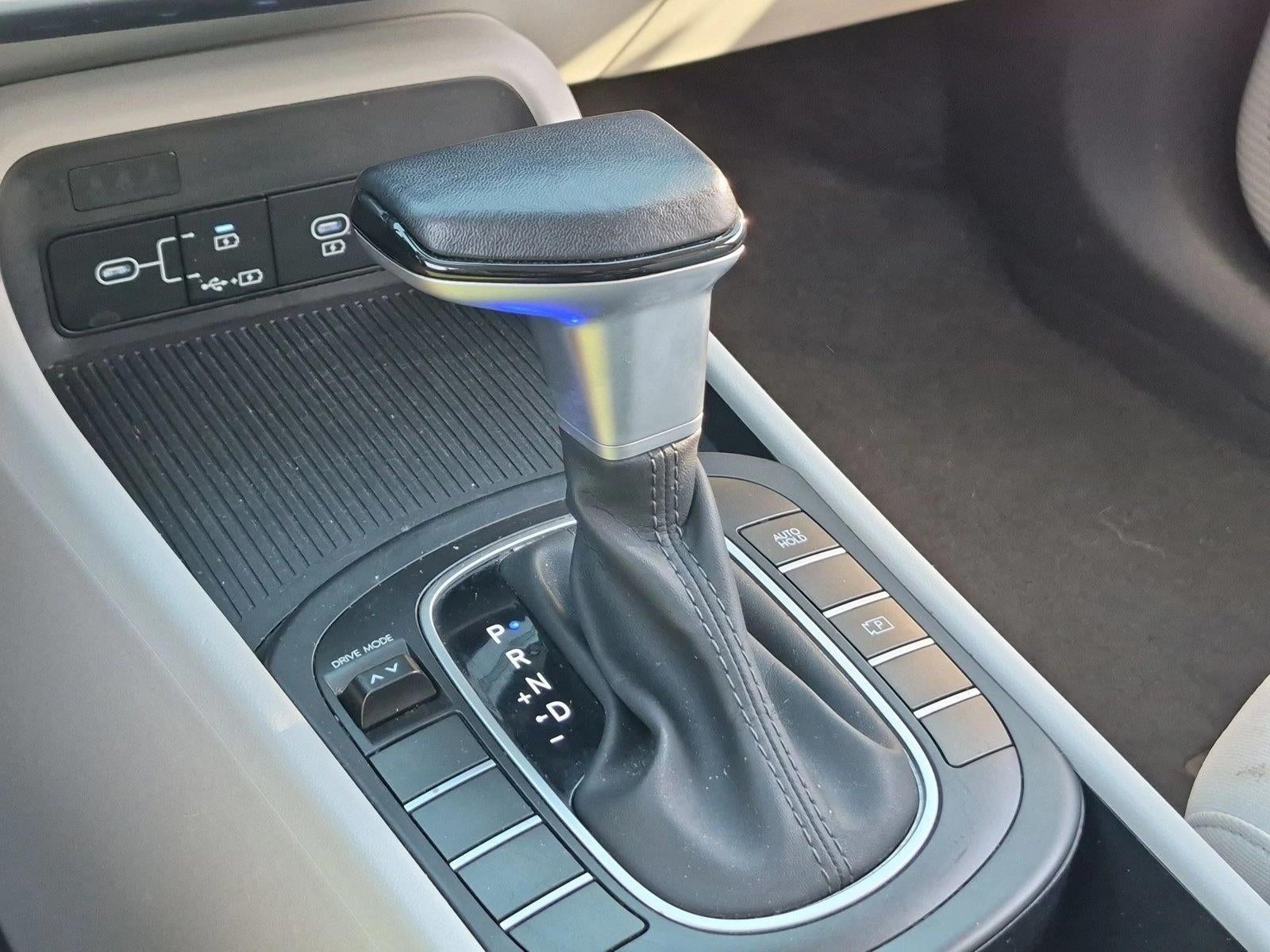 2025 Hyundai KONA SEL FWD