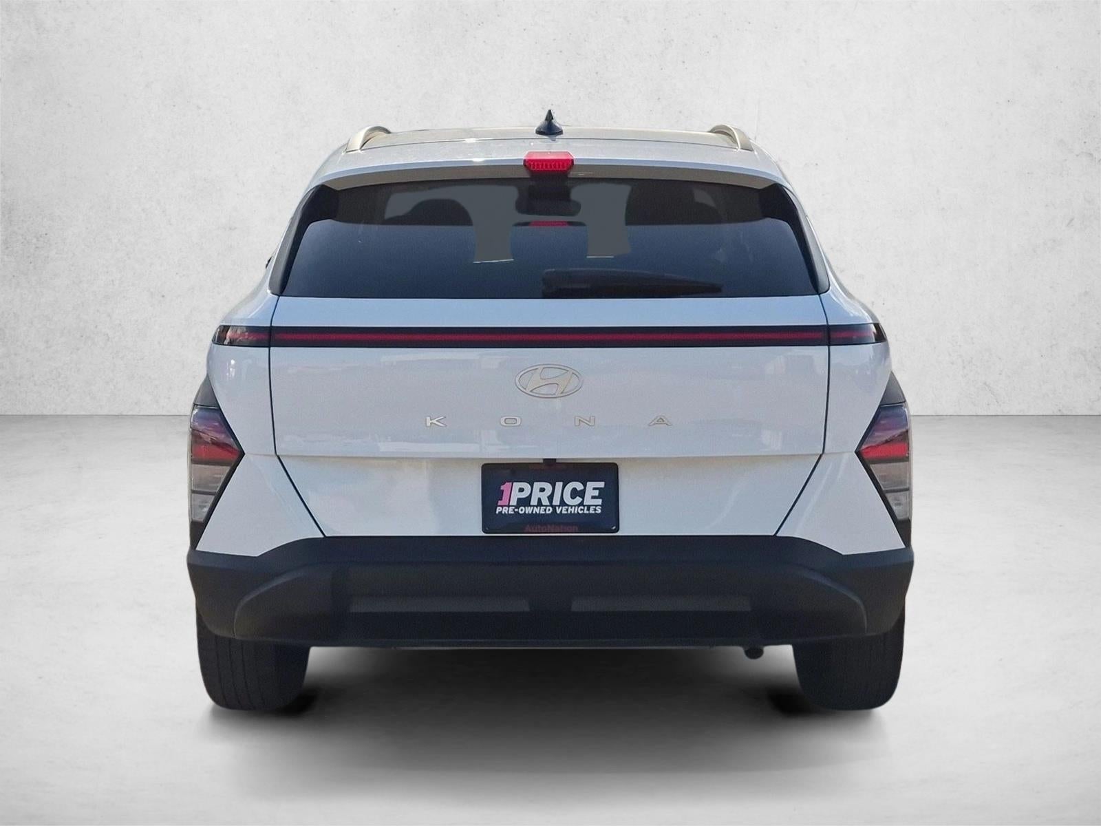 2025 Hyundai KONA SEL FWD