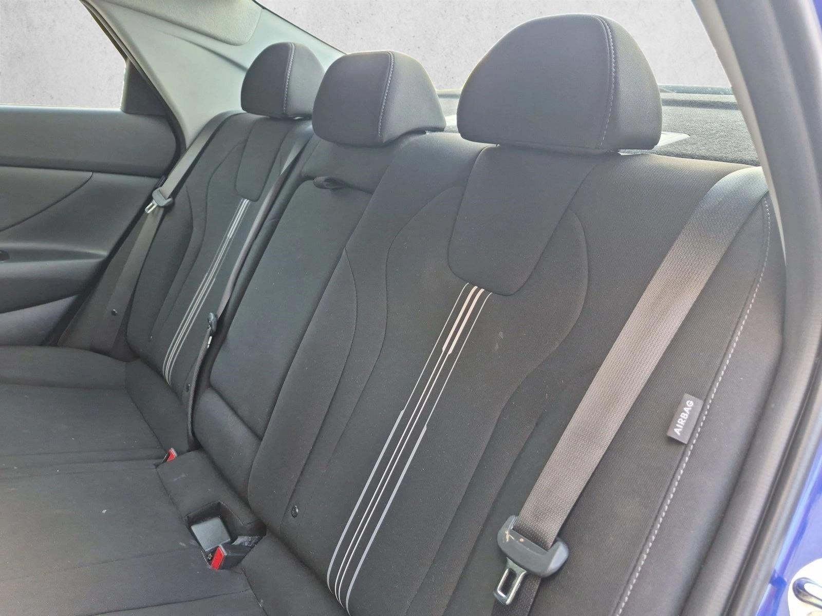 2025 Hyundai ELANTRA SEL Convenience IVT
