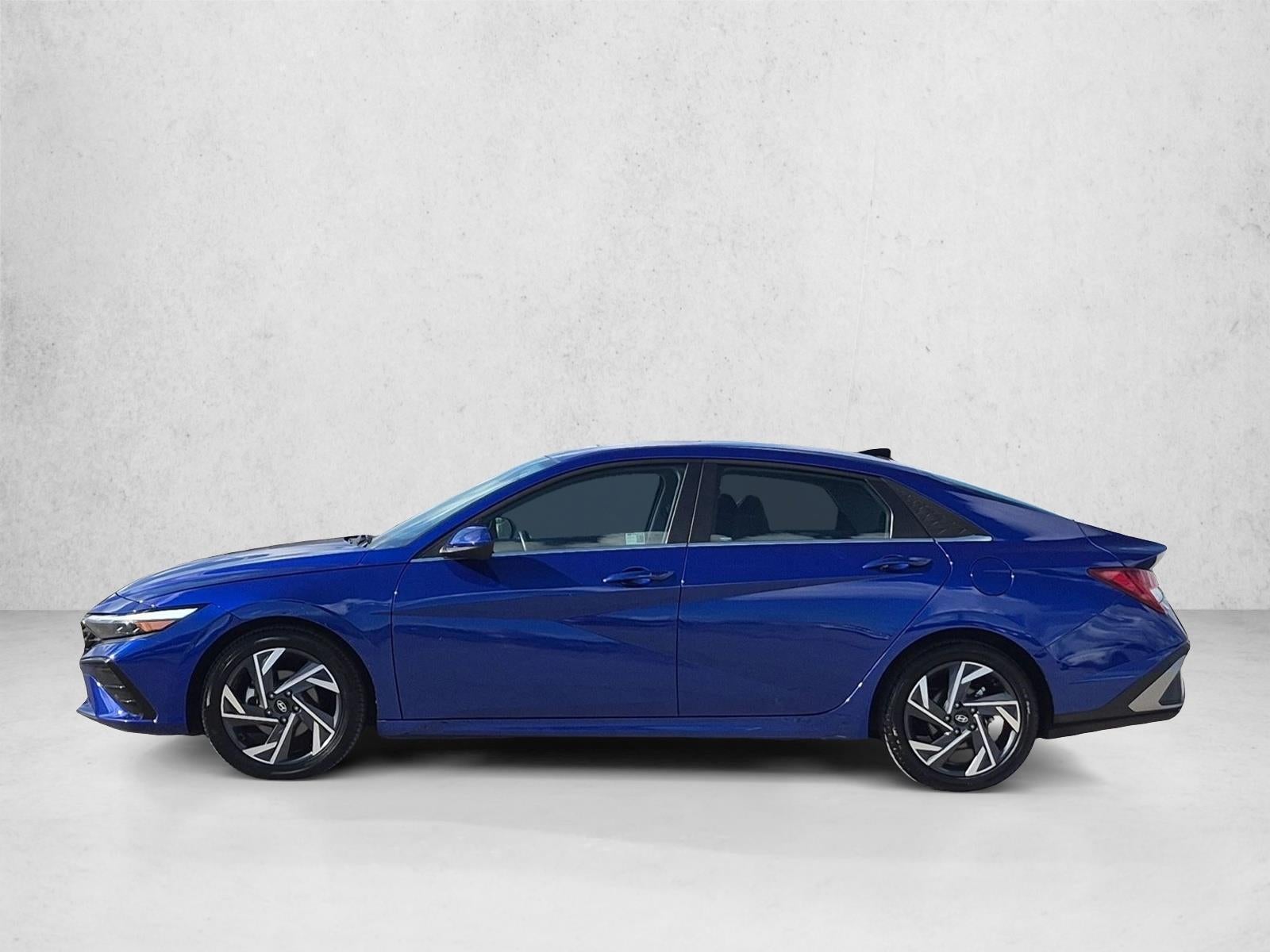 2025 Hyundai ELANTRA SEL Convenience IVT