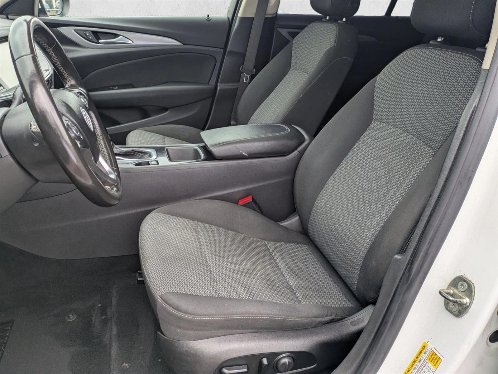 2018 Buick Regal Sportback Preferred FWD