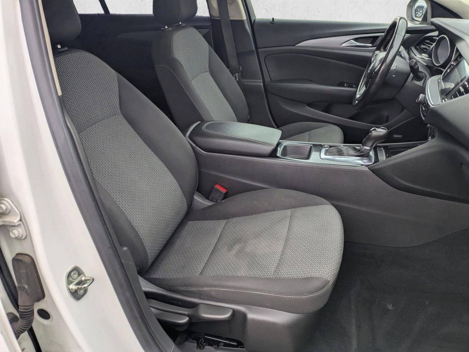 2018 Buick Regal Sportback Preferred FWD