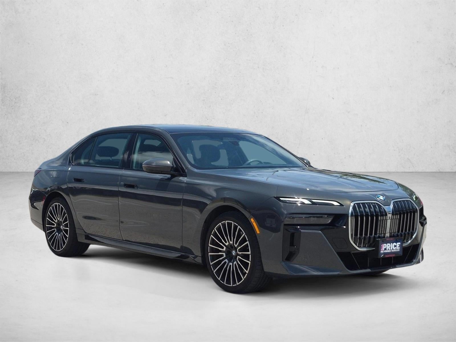 2024 BMW 740i Sedan