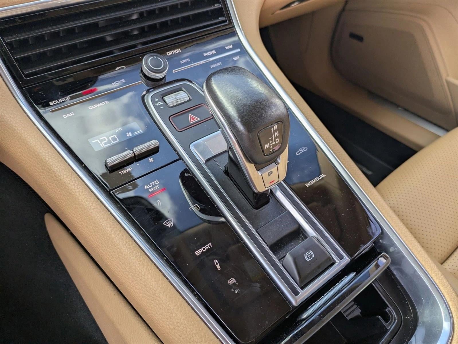 2020 Porsche Panamera 4 AWD